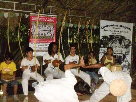 “Viva Mestre Pastinha” - Roda dos Camburecos “Viva Mestre Pastinha” - Roda dos Camburecos