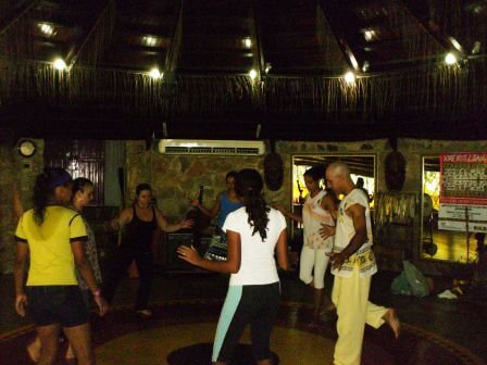 Oficina de Dança Afro – Prof. Jailton Oficina de Dança Afro – Prof. Jailton