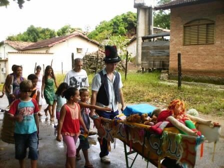 Brinquedoteca ambulante Brinquedoteca ambulante