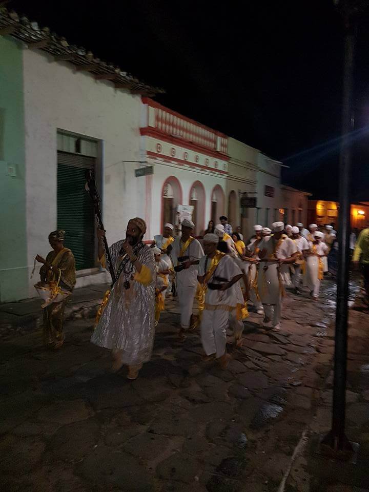 Afoxé Ayó Delê – “Alegria da Casa” nas ruas da beira rio