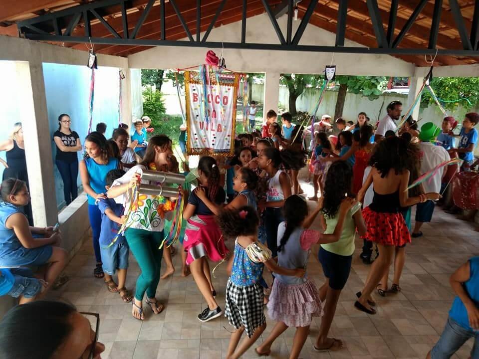 Batalurê com o "Bloco da Vila" na Escola Estadual Dom Abel 27654868_2024751054450736_2980473362132398271_n