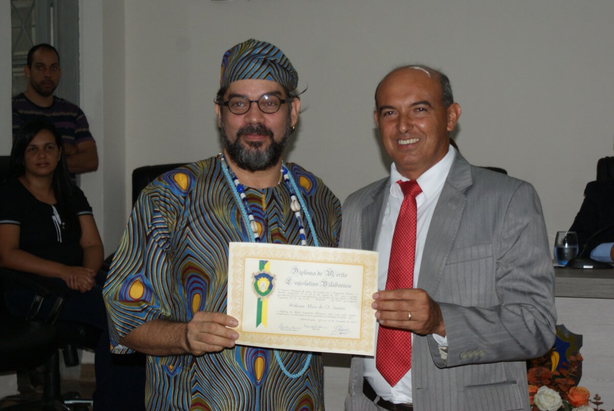Robson Max recebe Diploma do Mérito Legislativo na Câmara Municipal de Goiás