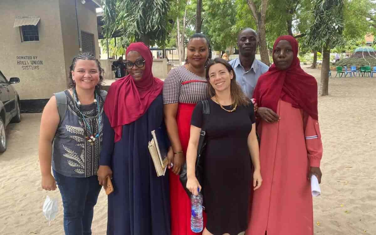 Escola Pluricultural Odé Kayodê na África