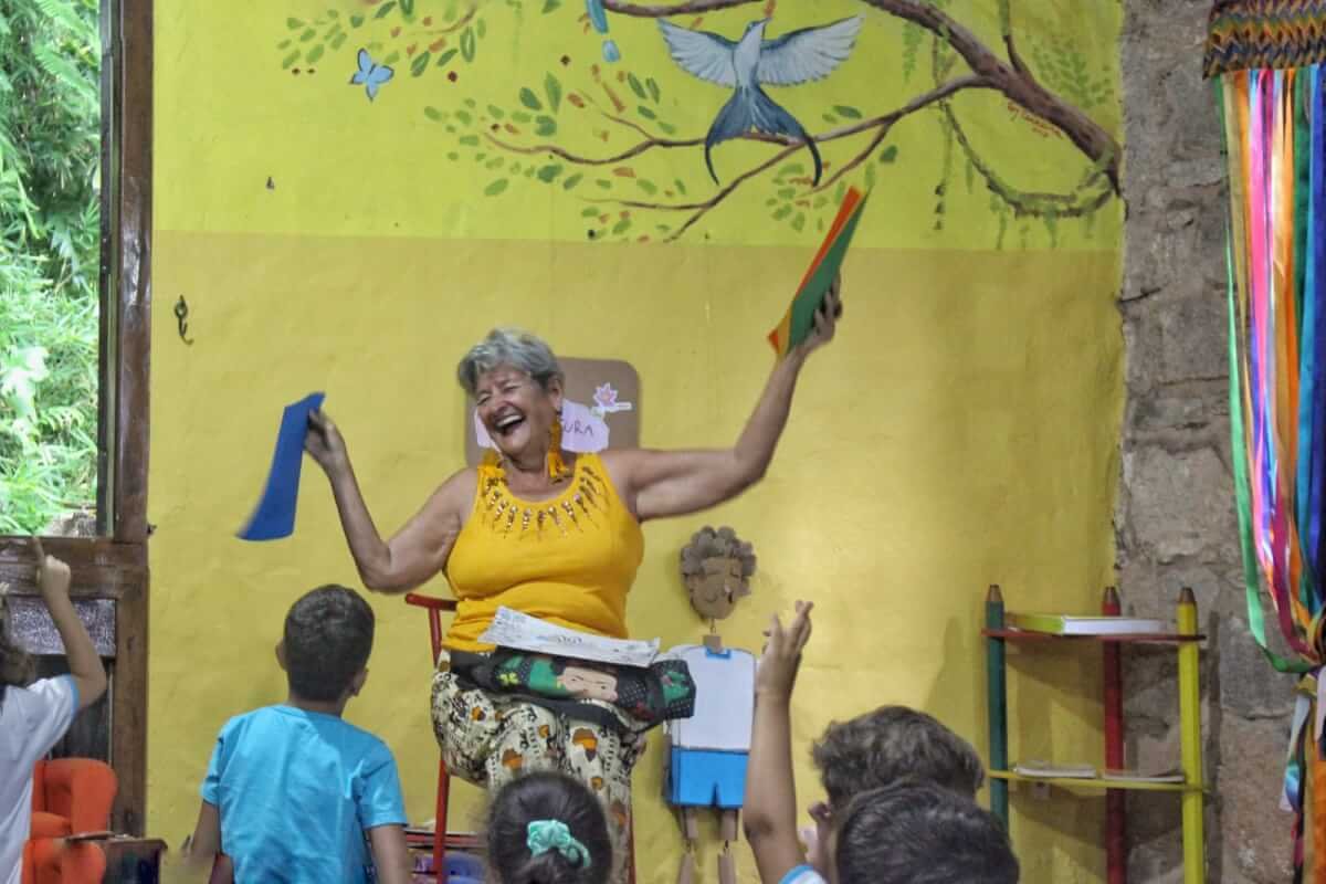 Literatura e Sorvetada: Uma Manhã Especial na Escola Pluricultural Odé Kayodê