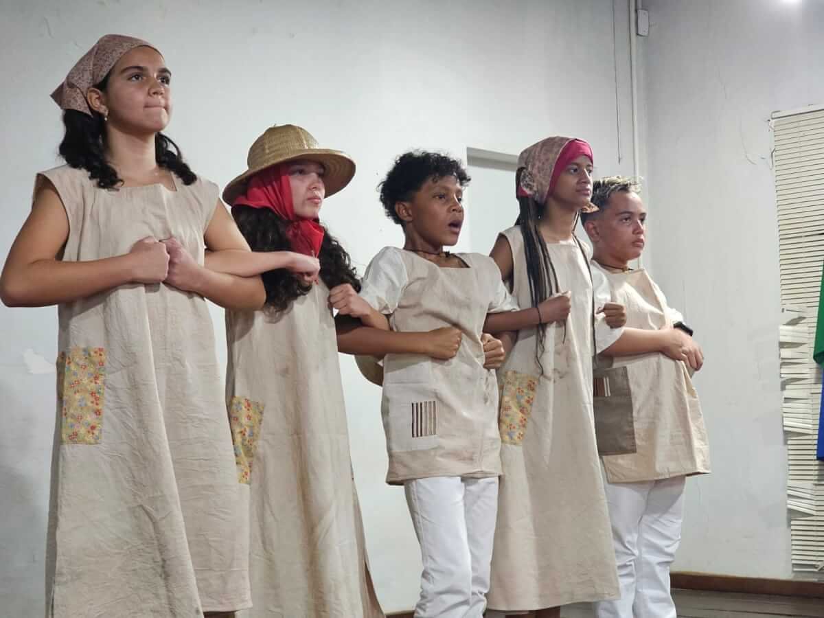 Grupo de Teatro de Crianças se apresenta na UFG