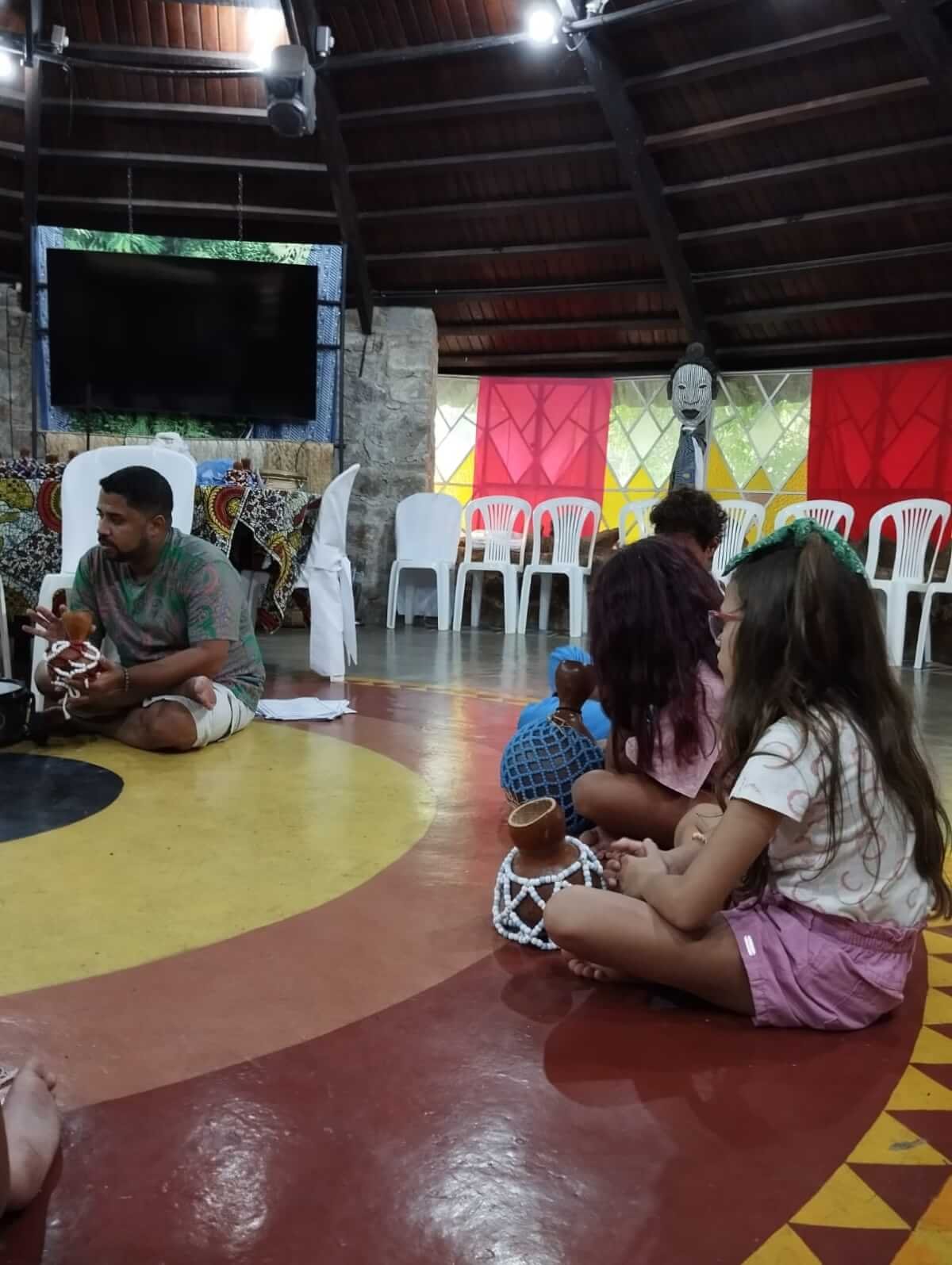 Aulas de Percussão Animam o Espaço Cultural Vila Esperança